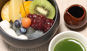 寒天を使用したあんみつ